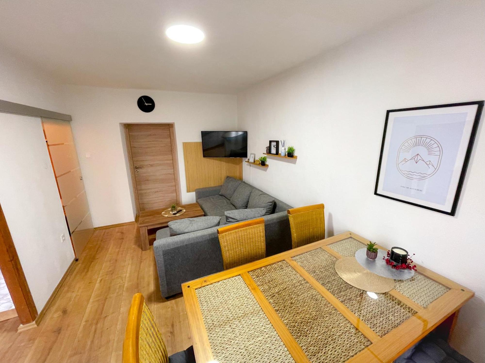 Moderne Ferienwohnung Felbbauer #50 Knittelfeld Bagian luar foto